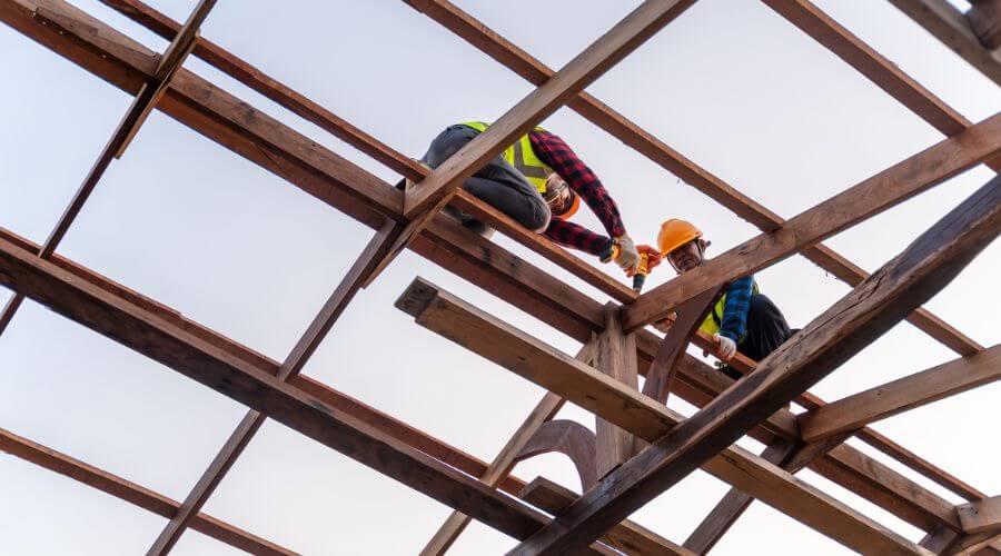 Professional residential roofers in Herington, KS